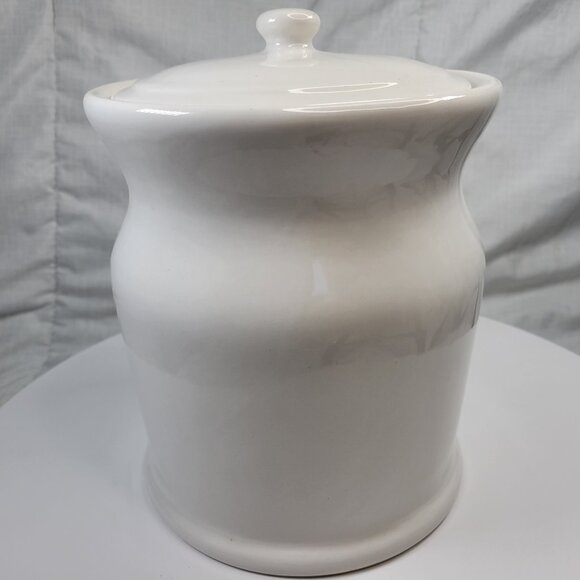 Martha Stewart 8" Cookie Jar 2000 - Picture 1 of 8